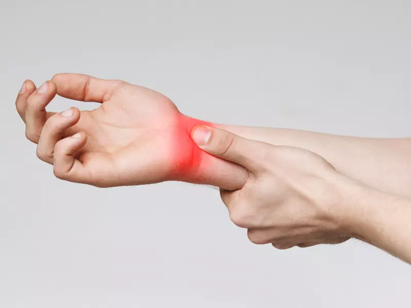 Carpal Tunnel Syndrome Treatment Near Me in Arlington, TX. Wrist Pain Caused by Carpal Tunnel Syndrome.